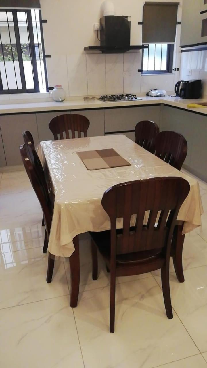 Nayuha Apt B Flic-en-Flacq 外观 照片